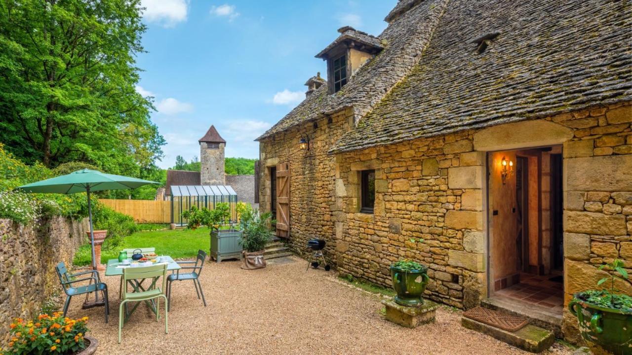 Logement D'Exception Dans Le Chateau De Lacypierre Saint-Crépin-et-Carlucet Exterior foto